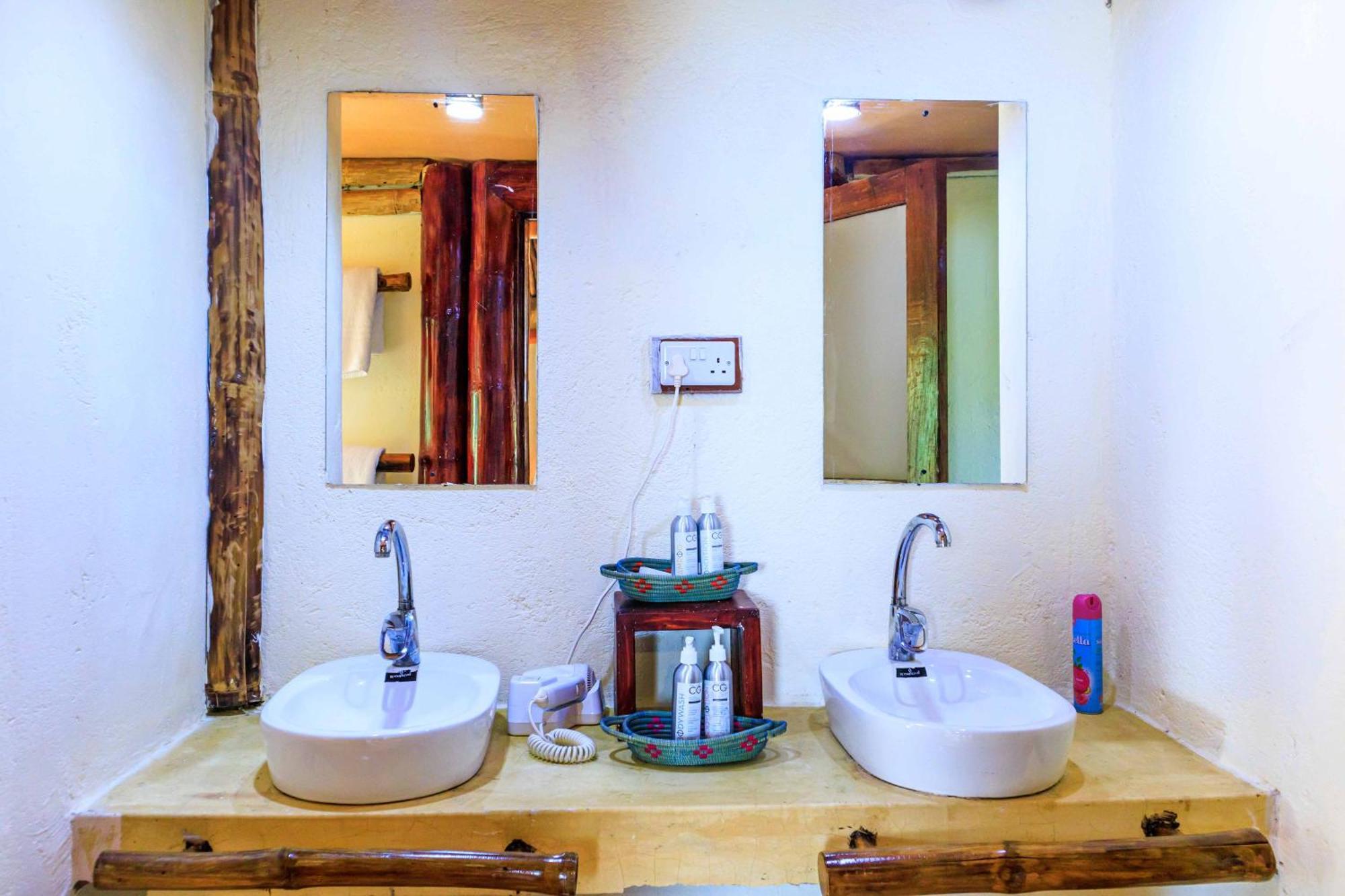 Samburu Elephant Lodge Isiolo 外观 照片